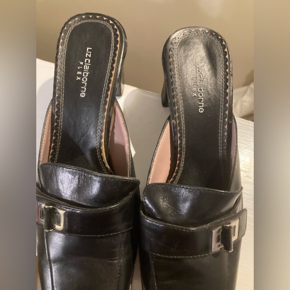 Liz Claiborne Flex Mule Genuine Leather Black With Buckle. Size 8.5 - Picture 1 of 7